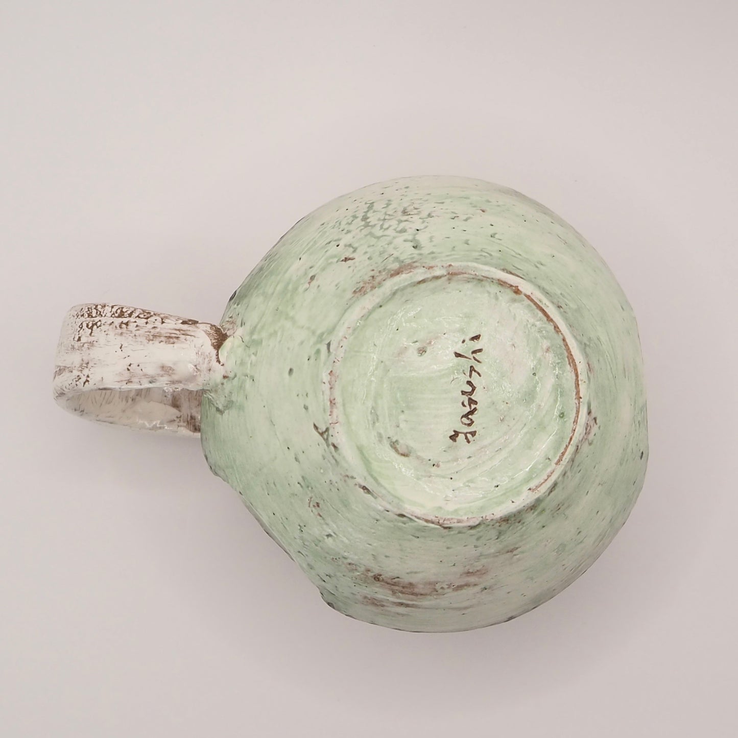 大畠穏さんのマグカップ「kiwi(キウイ)」(粉引・絵付け・貼合わせ)