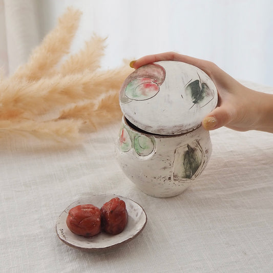 大畠穏さんの器 ポット「ume（ウメ）」（粉引・絵付け・貼合わせ）