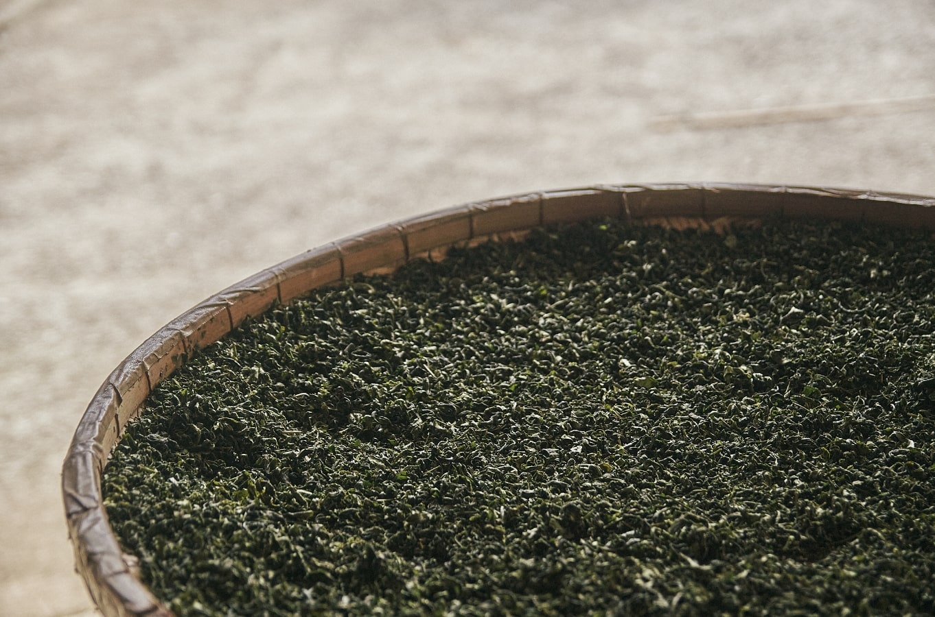 自然農法・古式青柳製法 　釜炒り 和紅茶　60g　★釜炒り茶の持つ爽やかな味わいと紅茶の豊かな香り【メール便送料無料】